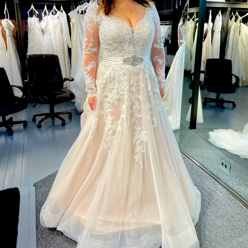 Stella York A-line full sleeve wedding gown